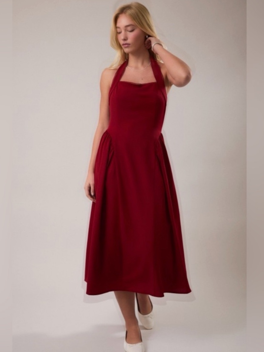 New Le Lis Burgundy Halter Midi Dress With Lace Trim Small